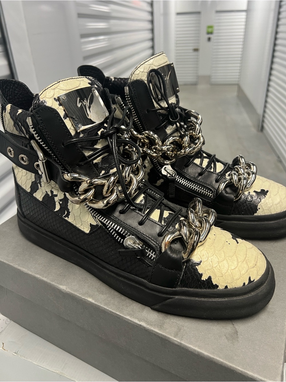 Giuseppe Zanotti Black & Cream Snakeskin Chain-Embellished High-Top Sneakers